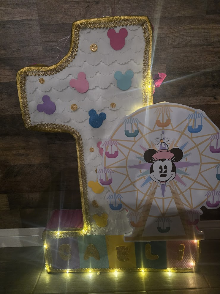 Number 1 Disney Minnie Mouse 24 inch