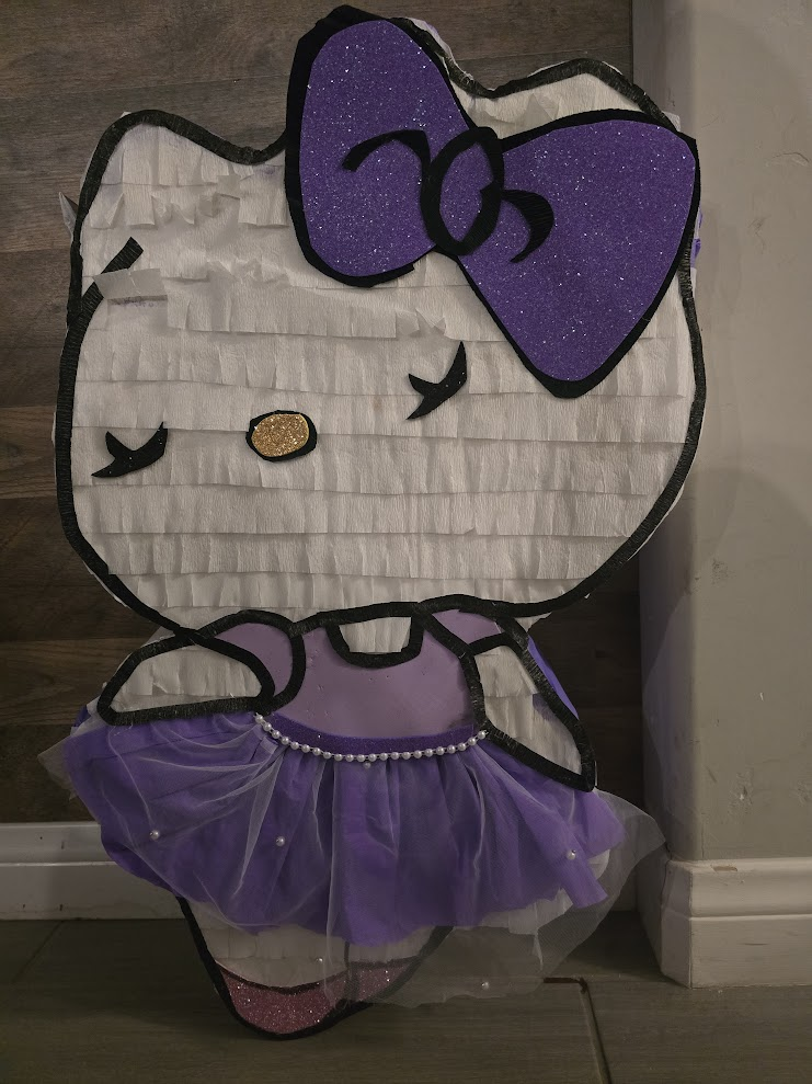 Hello kitty Pinata 24 inches